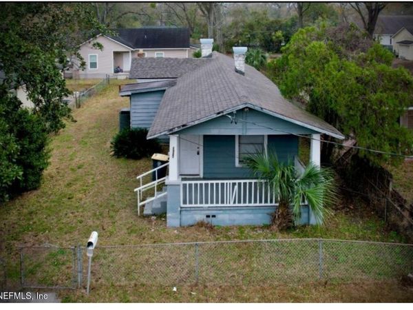 1325 WOODS Street, Jacksonville, FL 32209