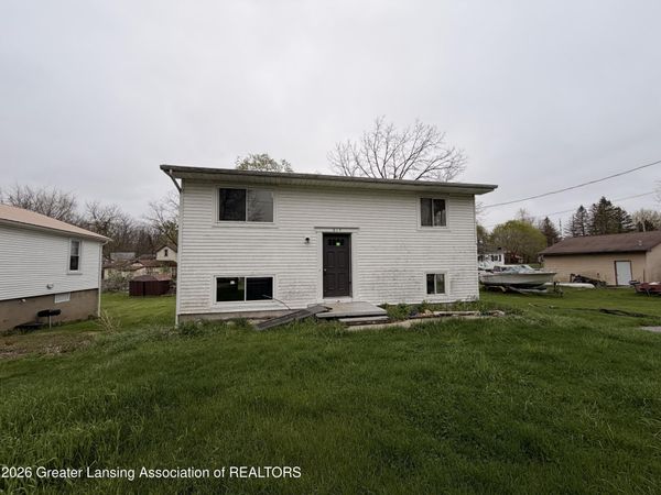 615 Jennie Street, Eaton Rapids, MI 48827