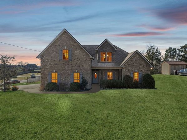 1301 Rivercrest Dr, Murfreesboro, TN 37129