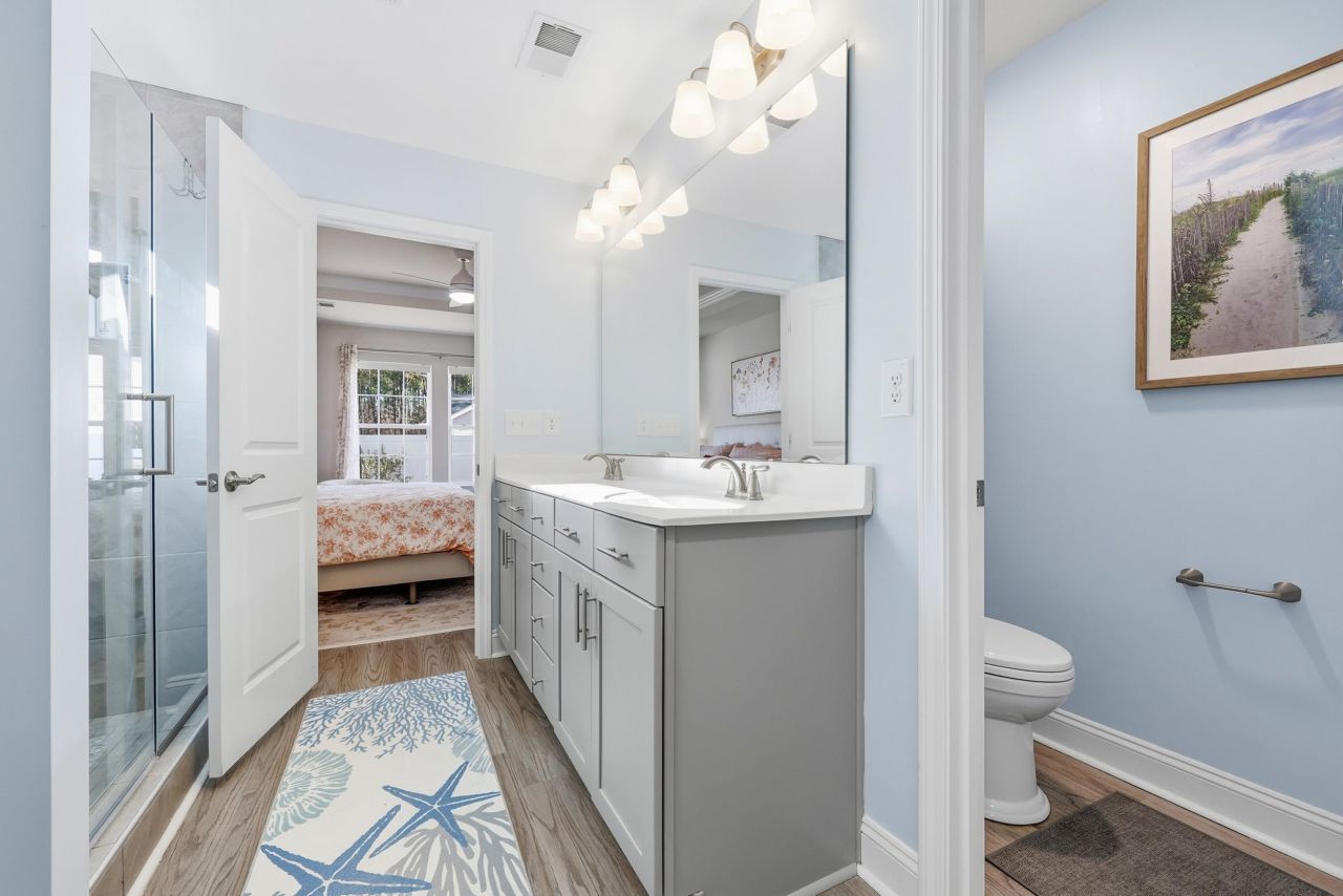 3835 Park Pointe Ave. Photo 18