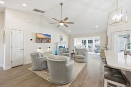 3835 Park Pointe Ave. photo 4