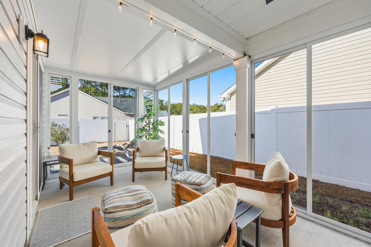 3835 Park Pointe Ave. Photo 29