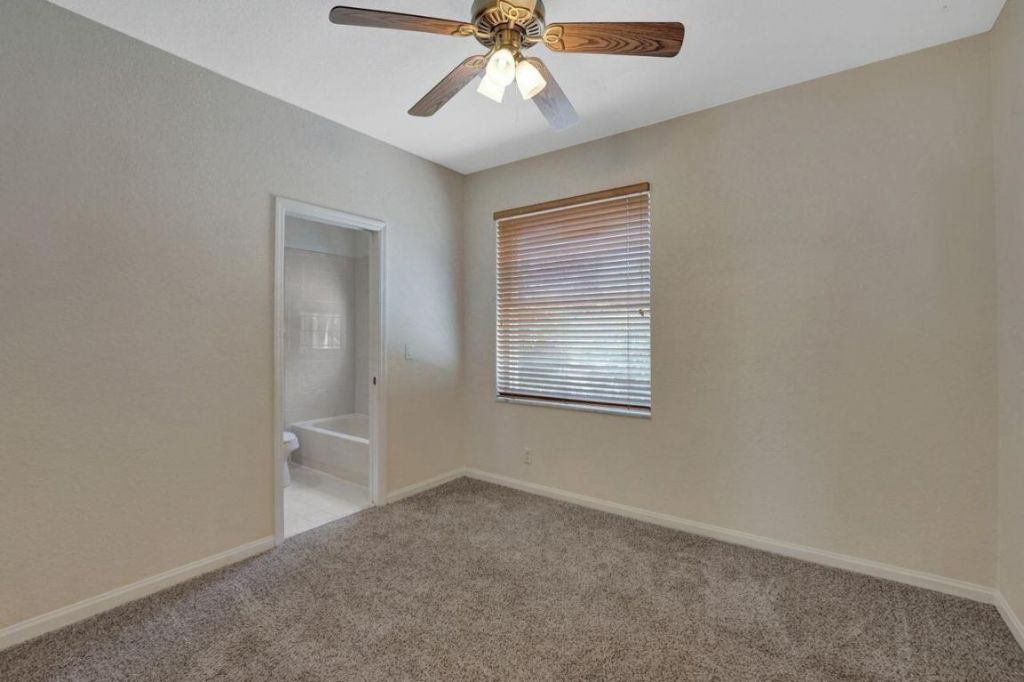 5302 Victoria Circle, West Palm Beach, FL 33409 Photo