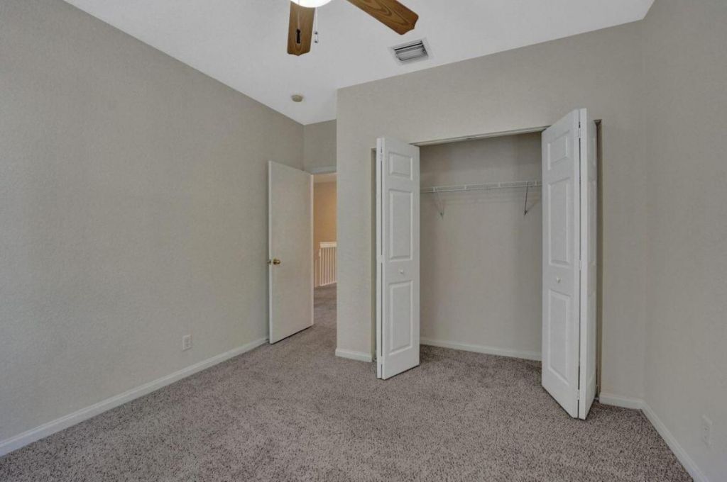 5302 Victoria Circle, West Palm Beach, FL 33409 Photo