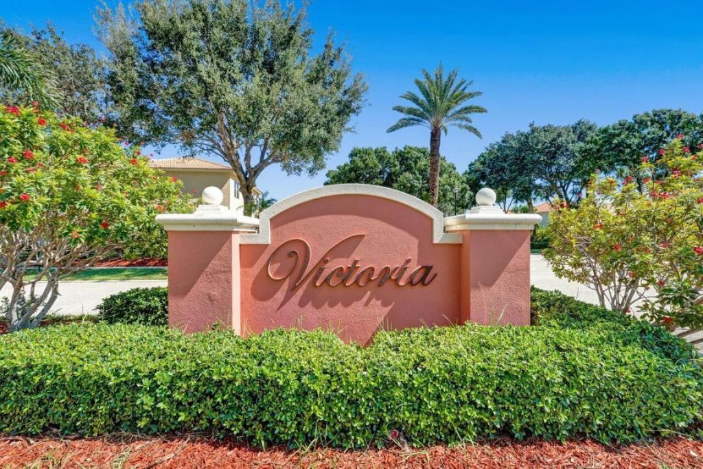 5302 Victoria Circle, West Palm Beach, FL 33409 Photo