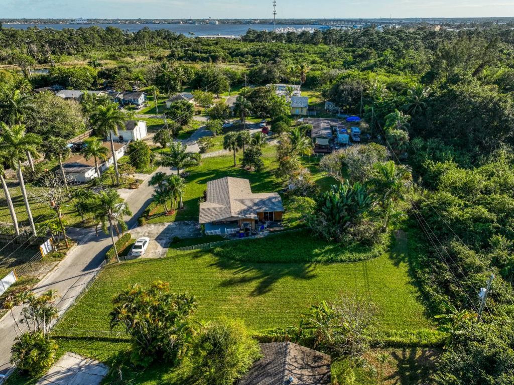 1328 NW Charlie Green Drive, Stuart, FL 34994 Photo