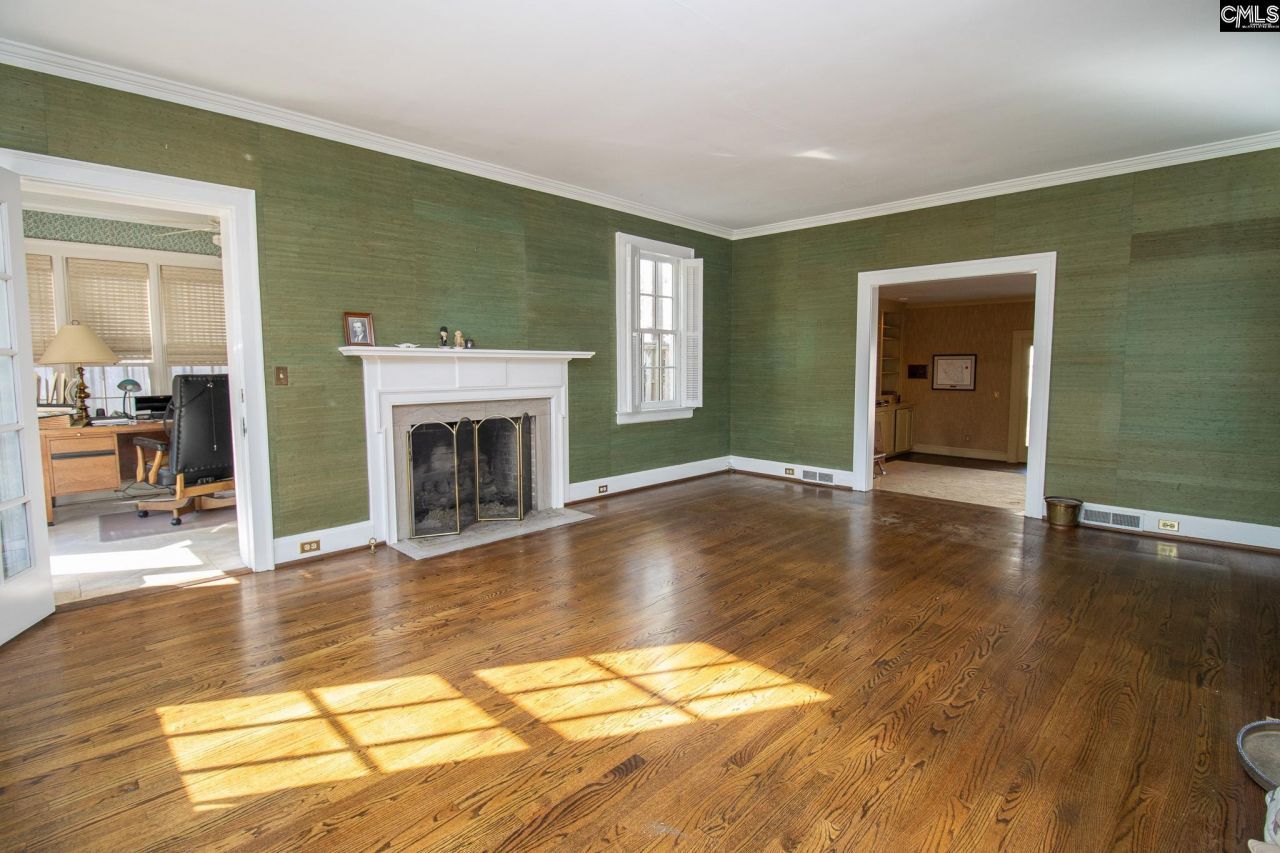 2631 Stratford Road Photo 7