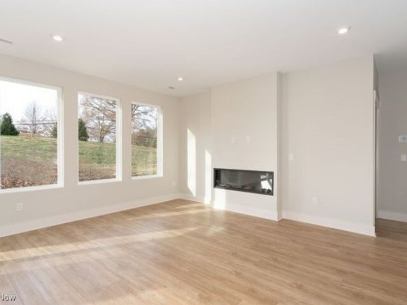 3624 Great Windsor Lane, Uniontown, OH 44685 Photo 5