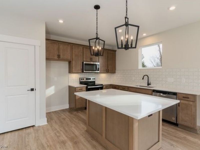 3624 Great Windsor Lane, Uniontown, OH 44685 Photo 8