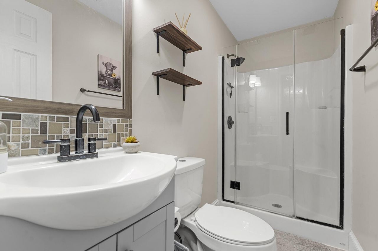 1251 Julian Clark Road Photo 17