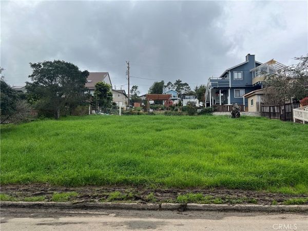 1739 Arliss Drive, Cambria, CA 93428