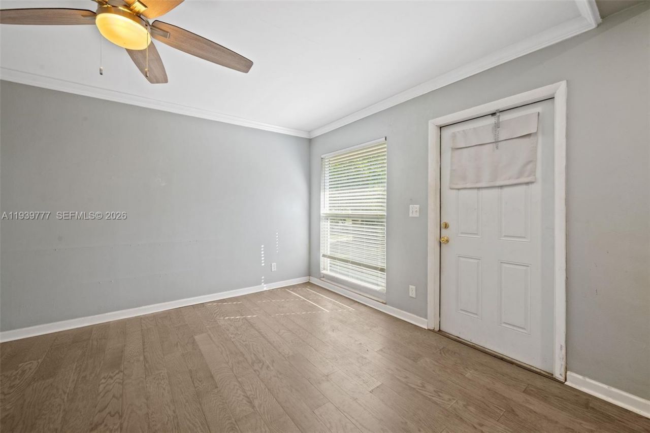 8001 NW 68th Ter, Tamarac, FL 33321 Photo