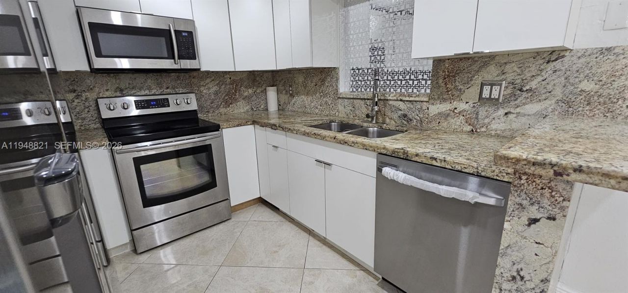 120 SW 108th Ave , Unit I1, Sweetwater, FL 33174 Photo