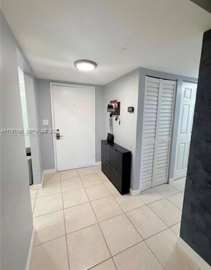 8931 N New River Canal Rd, Unit 4C, Plantation, FL 33324 Photo