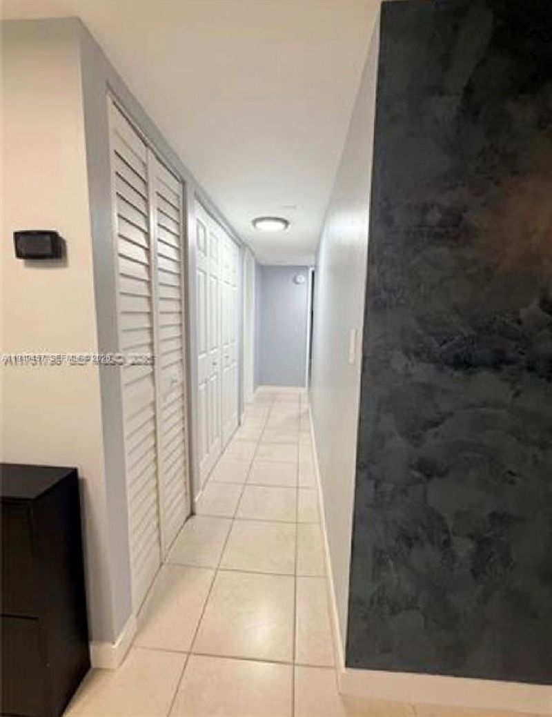 8931 N New River Canal Rd, Unit 4C, Plantation, FL 33324 Photo