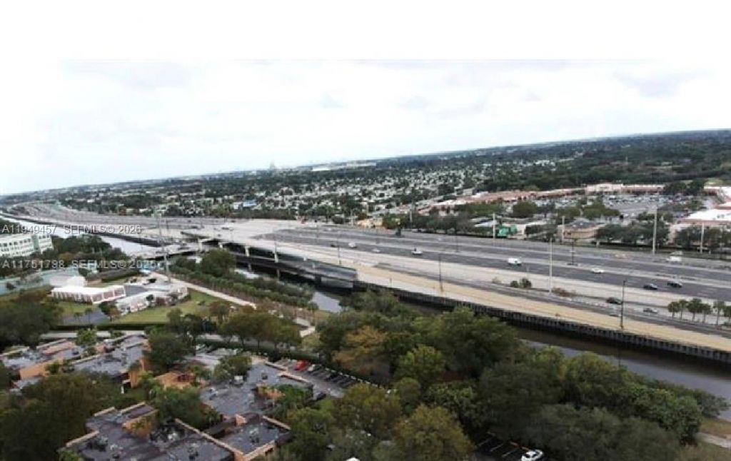 8931 N New River Canal Rd, Unit 4C, Plantation, FL 33324 Photo