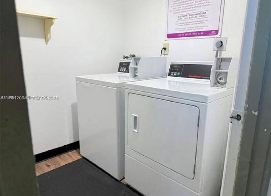 8931 N New River Canal Rd, Unit 4C, Plantation, FL 33324 Photo