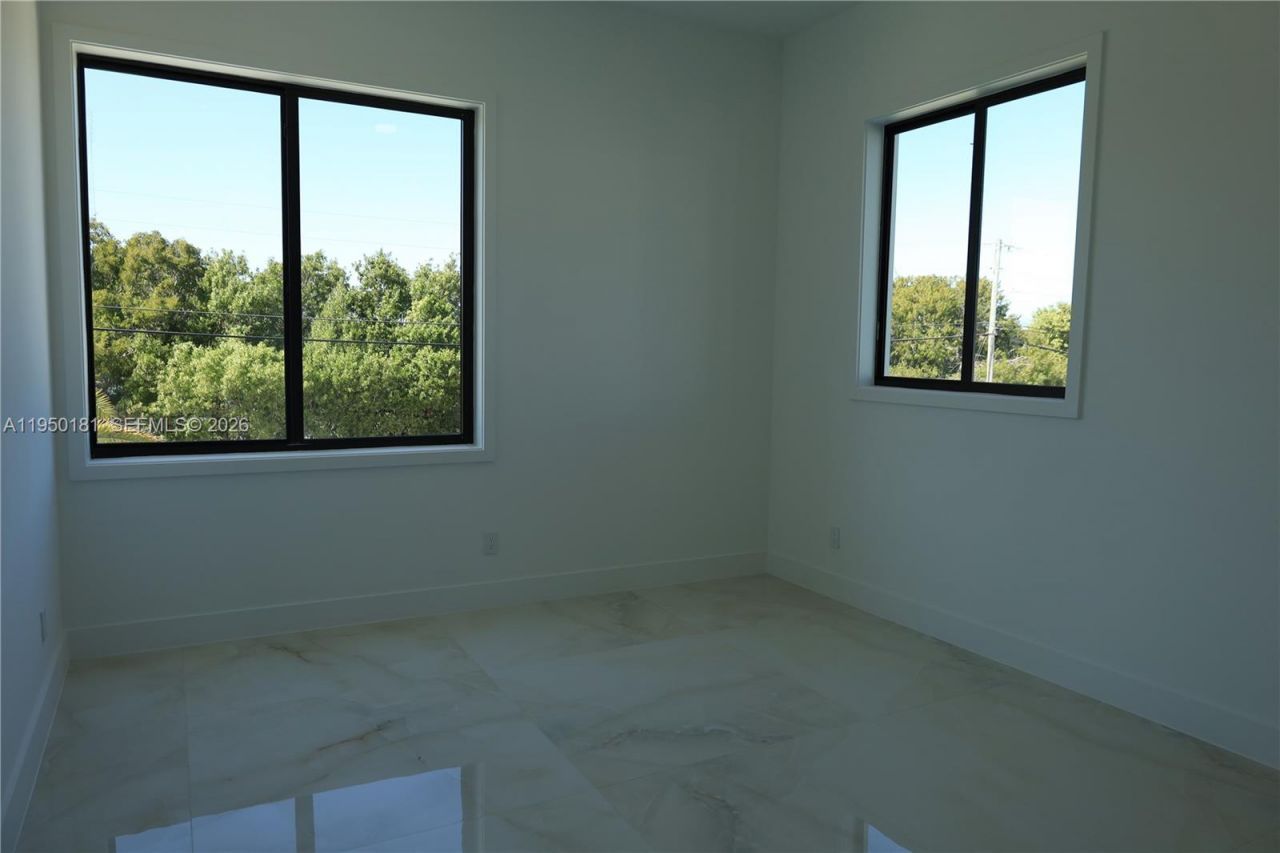 258 Caribbean Dr , Key Largo, FL 33037 Photo