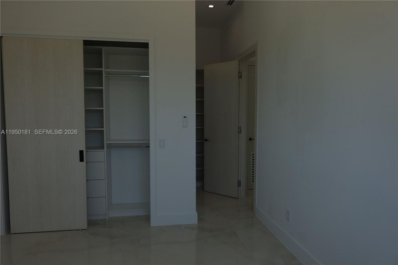 258 Caribbean Dr , Key Largo, FL 33037 Photo