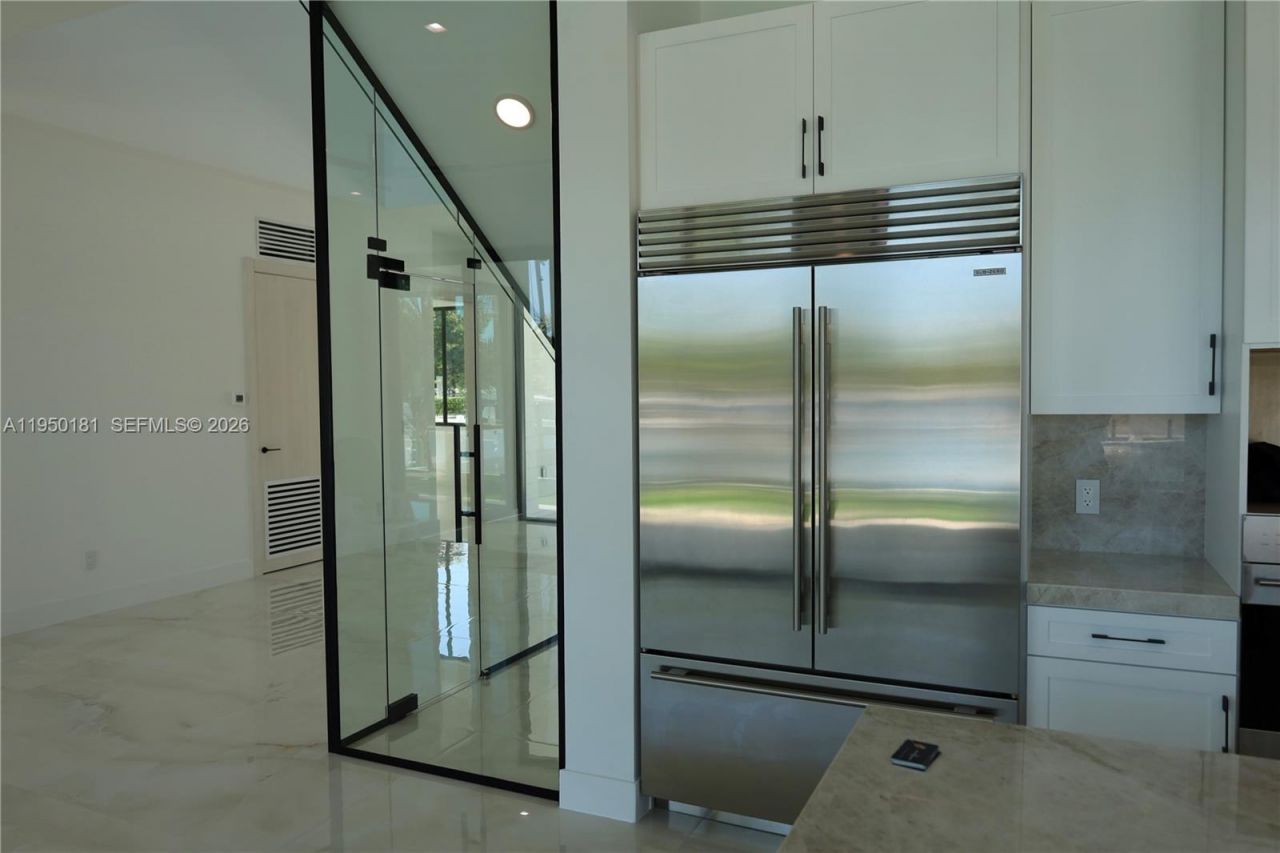 258 Caribbean Dr , Key Largo, FL 33037 Photo