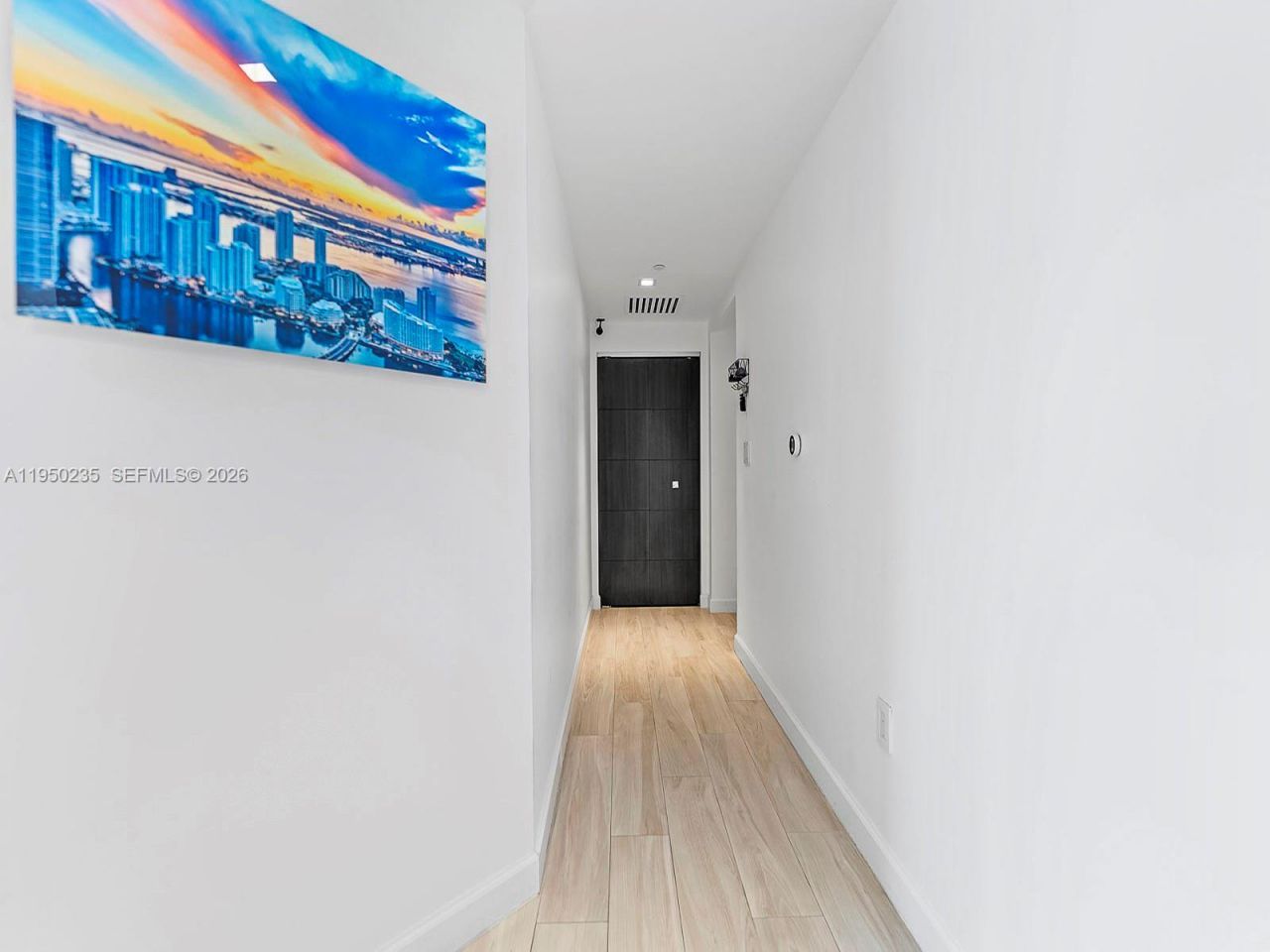 500 Brickell Ave , Unit 2203, Miami, FL 33131 Photo