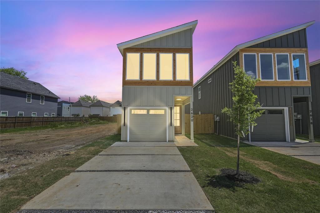 2620 Peabody Avenue, Dallas, TX 75215 Main Photo