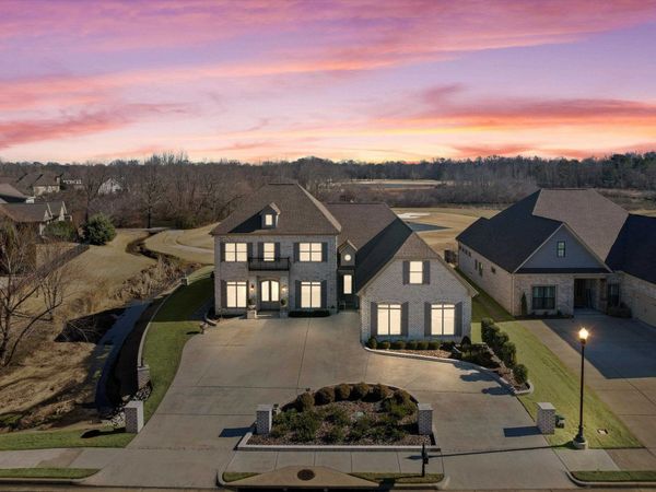 13728 Plainfield Dr, Athens, AL