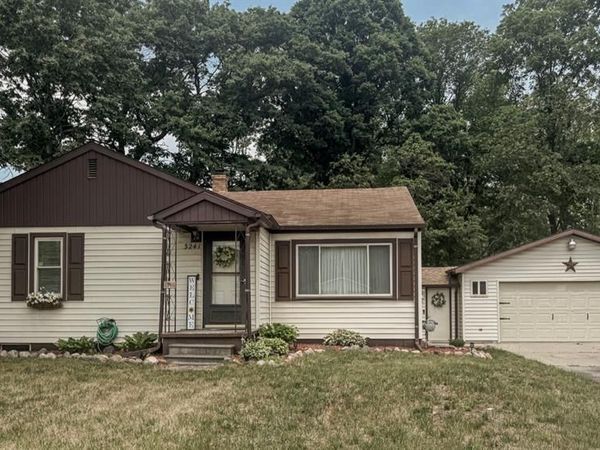 3241 Curtis Road, Bridgeport Twp, MI 48415