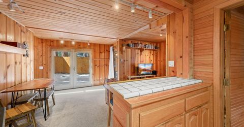 874 San Jose Avenue, South Lake Tahoe, CA 96150 Photo