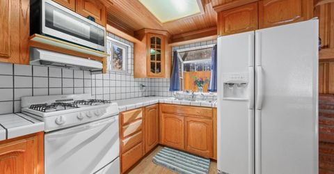 874 San Jose Avenue, South Lake Tahoe, CA 96150 Photo