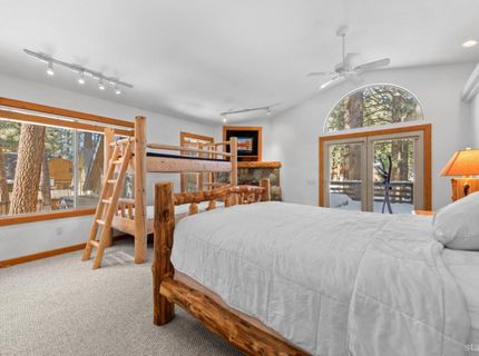 874 San Jose Avenue, South Lake Tahoe, CA 96150 Photo