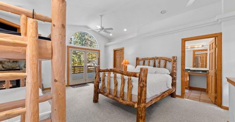 874 San Jose Avenue, South Lake Tahoe, CA 96150 Photo