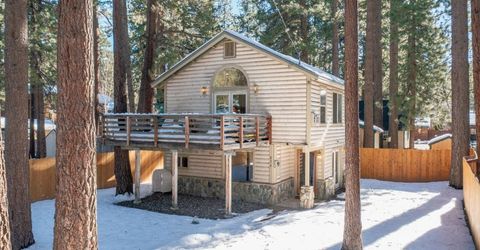 874 San Jose Avenue, South Lake Tahoe, CA 96150 Photo