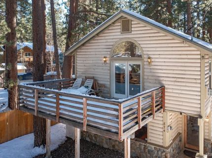 874 San Jose Avenue, South Lake Tahoe, CA 96150 Photo