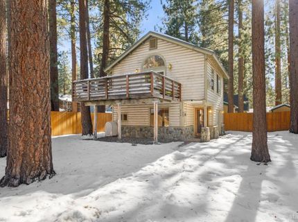 874 San Jose Avenue, South Lake Tahoe, CA 96150 Photo