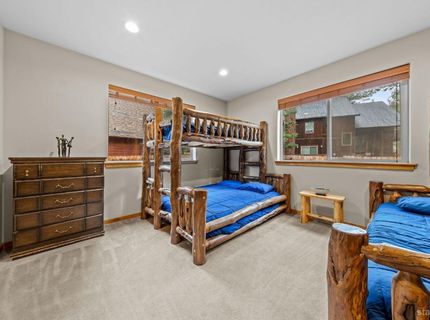 1072 Turnback Trail, South Lake Tahoe, CA 96150 Photo