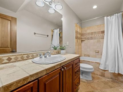 1072 Turnback Trail, South Lake Tahoe, CA 96150 Photo
