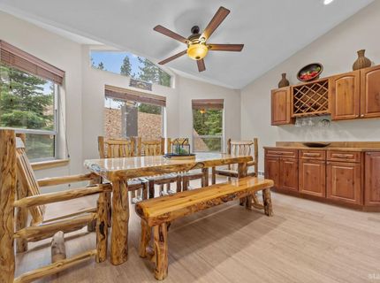 1072 Turnback Trail, South Lake Tahoe, CA 96150 Photo