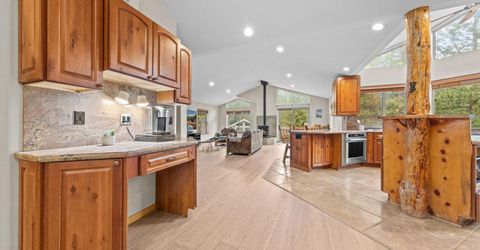 1072 Turnback Trail, South Lake Tahoe, CA 96150 Photo
