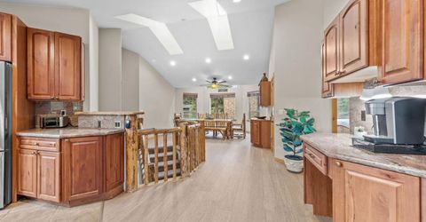 1072 Turnback Trail, South Lake Tahoe, CA 96150 Photo
