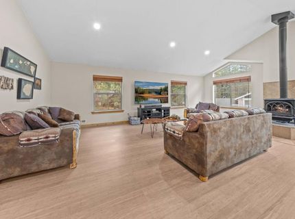 1072 Turnback Trail, South Lake Tahoe, CA 96150 Photo