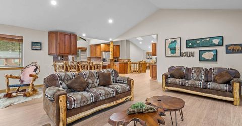 1072 Turnback Trail, South Lake Tahoe, CA 96150 Photo