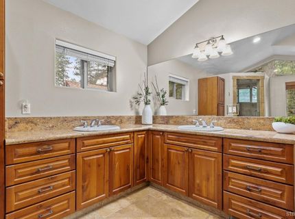 1072 Turnback Trail, South Lake Tahoe, CA 96150 Photo