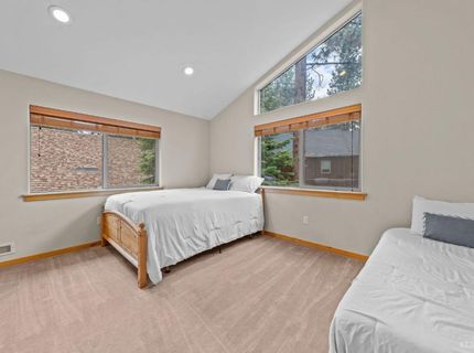 1072 Turnback Trail, South Lake Tahoe, CA 96150 Photo