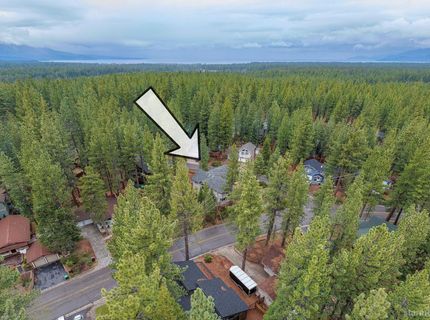 1072 Turnback Trail, South Lake Tahoe, CA 96150 Photo