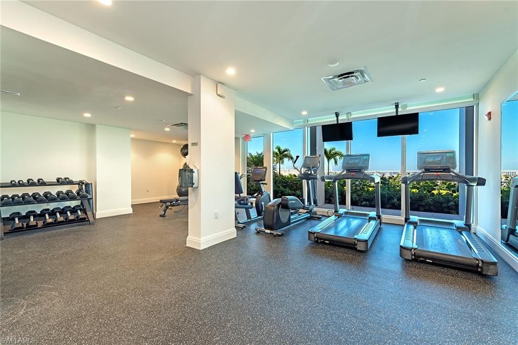 3443 Gulf Shore Blvd N, Unit 313, Naples, FL 34103 Photo