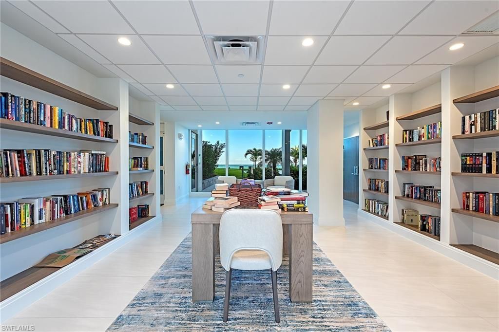 3443 Gulf Shore Blvd N, Unit 313, Naples, FL 34103 Photo