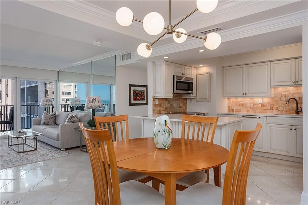 3443 Gulf Shore Blvd N, Unit 313, Naples, FL 34103 Photo