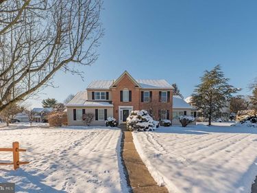 7264 SNOWBERRY COURT, MACUNGIE, PA 18062
