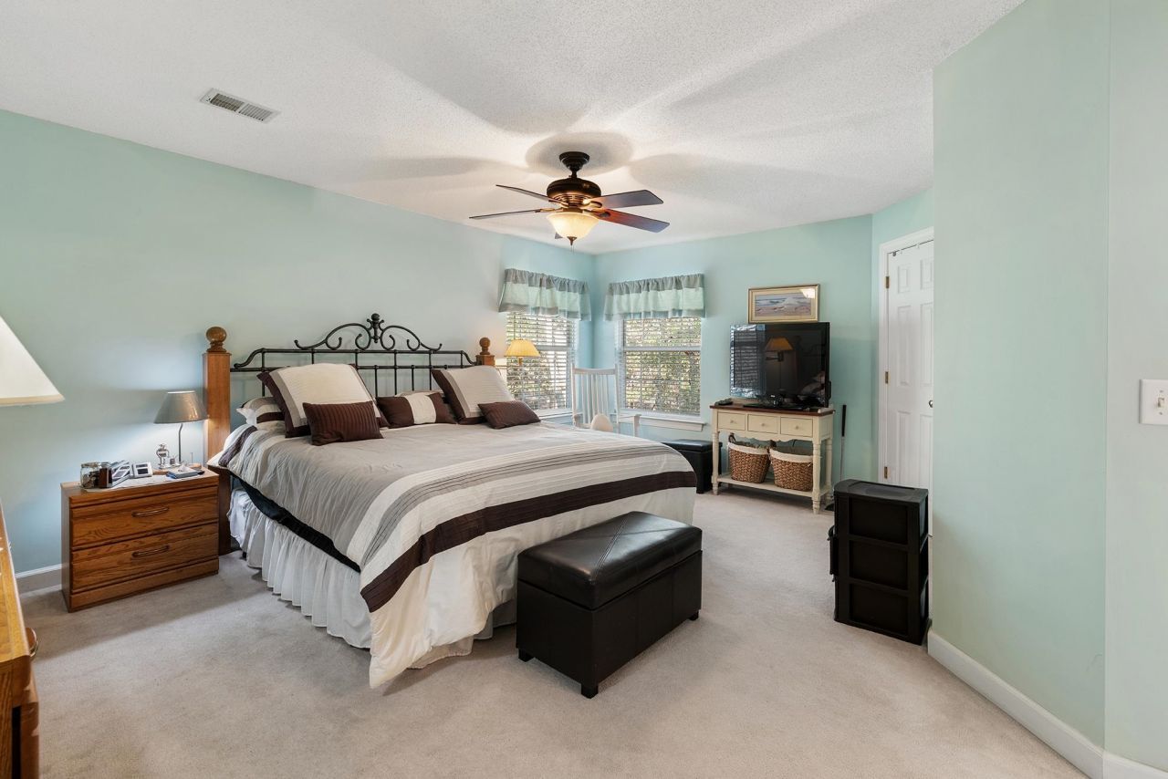 4390 Daphne Ln. Photo 23